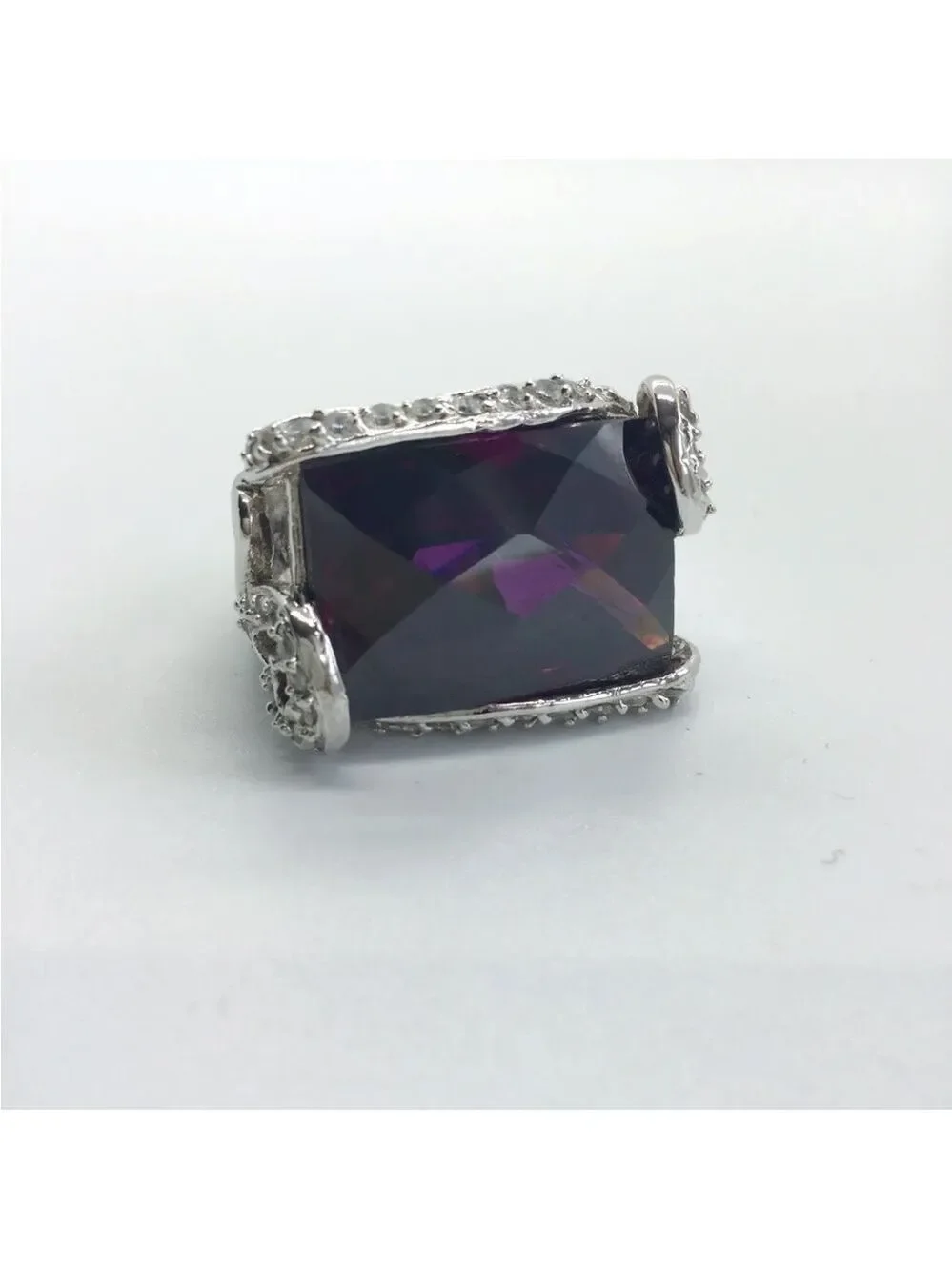 ART DECO STYLE SHINY FACETED PURPLE CZ COCKTAIL RING IN STERLING SILVER